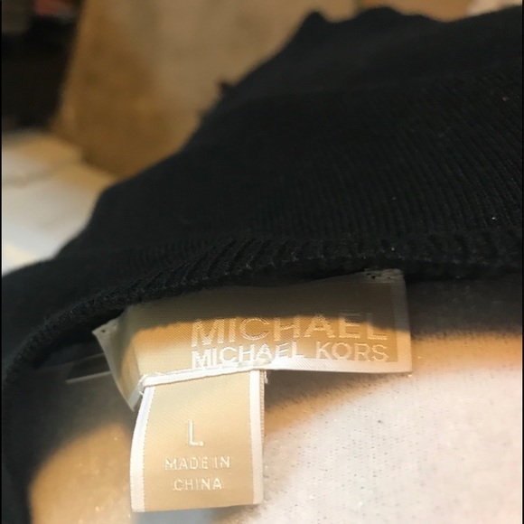⭐️FINAL DAY⭐️ Michael Kors Black Sweater NWT 💖 - Picture 7 of 7